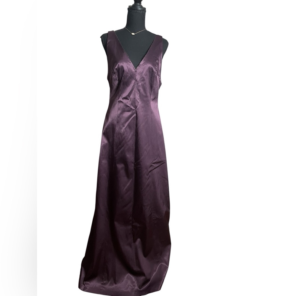 Elegant long gown by Zara Women in a deep plum shade size 10 - Picture 2 of 12